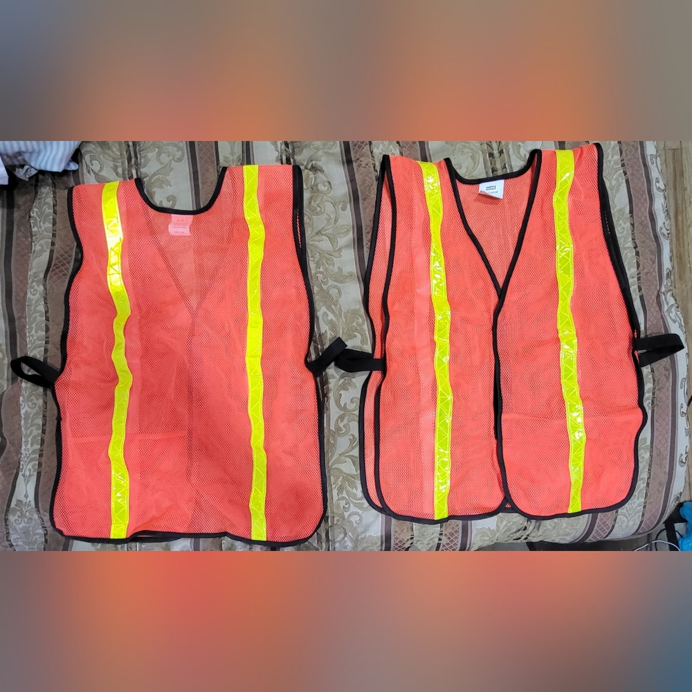 Uline High Visibility Reflective Safety Vest